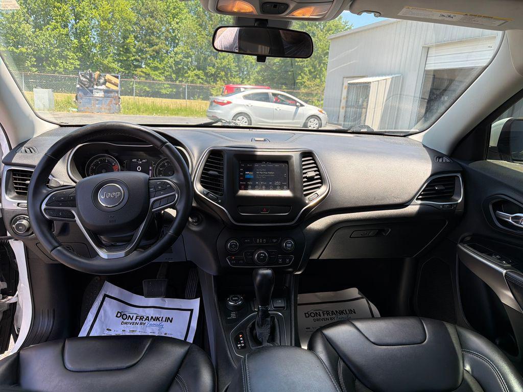 used 2019 Jeep Cherokee car, priced at $14,577