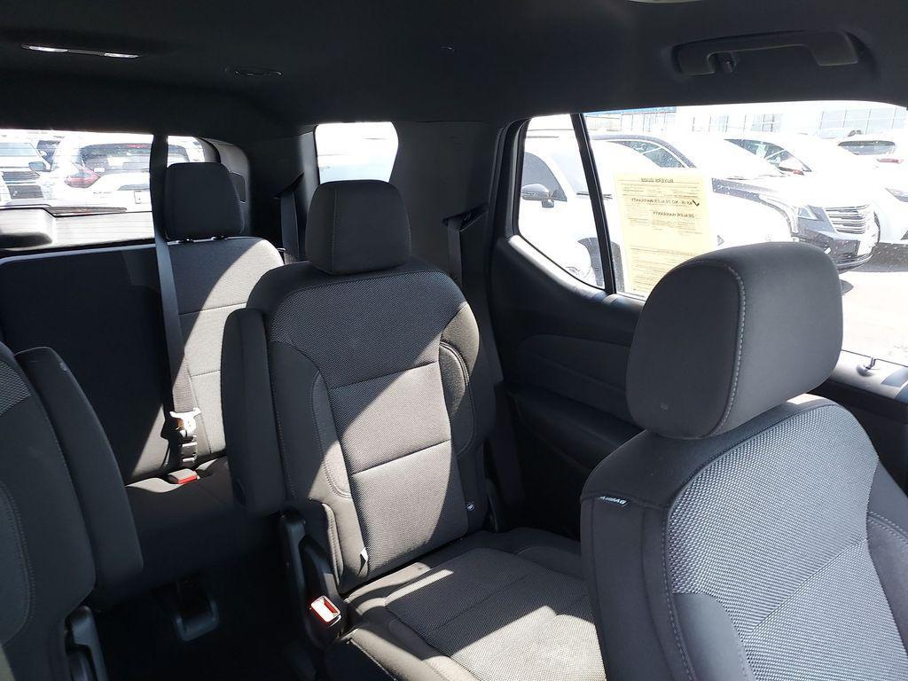 used 2023 Chevrolet Traverse car, priced at $27,193