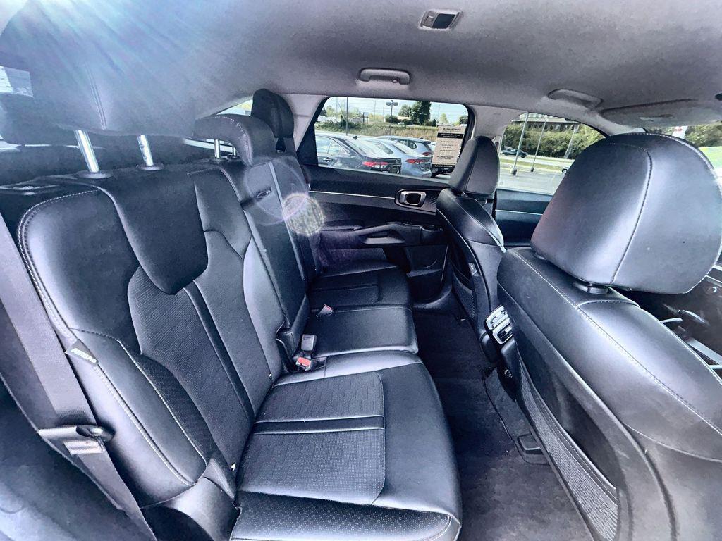 used 2025 Kia Sorento car, priced at $30,588