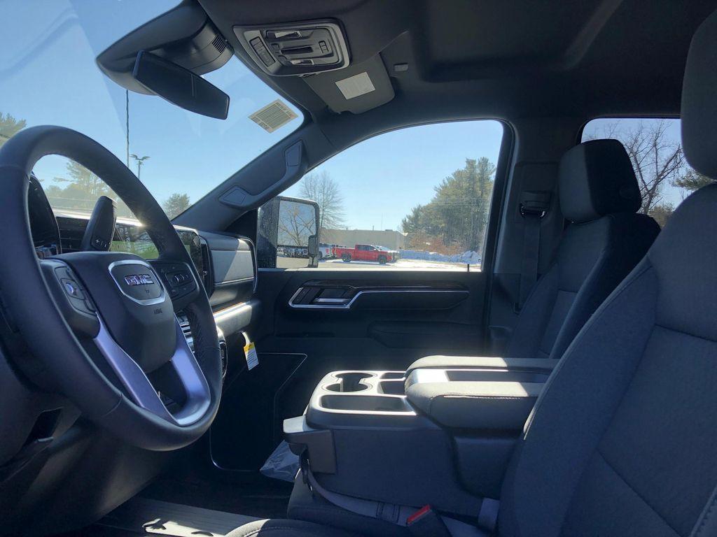 new 2026 GMC Sierra 2500 car, priced at $65,985