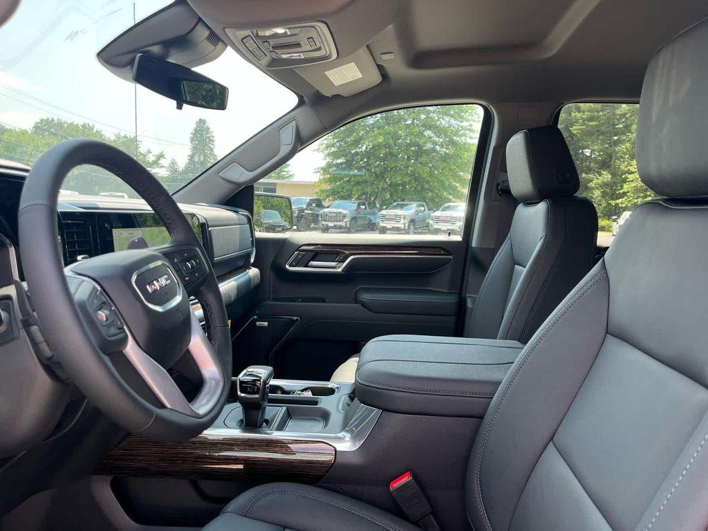 new 2026 GMC Sierra 1500 car, priced at $69,043