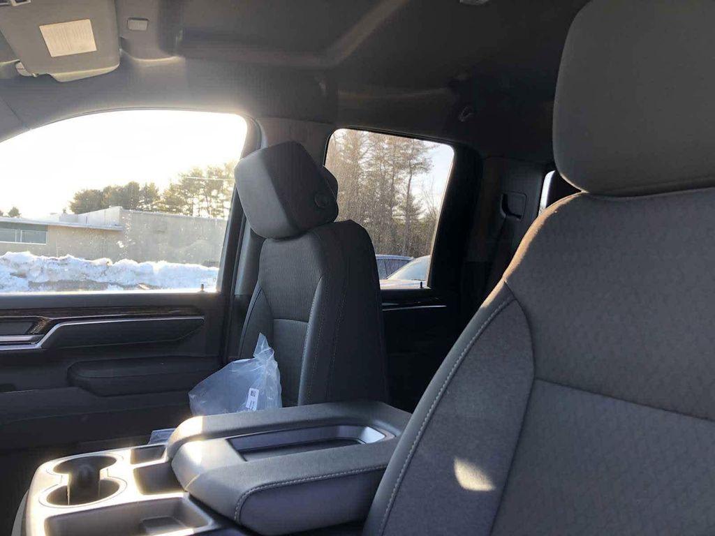 new 2026 GMC Sierra 2500 car, priced at $62,083