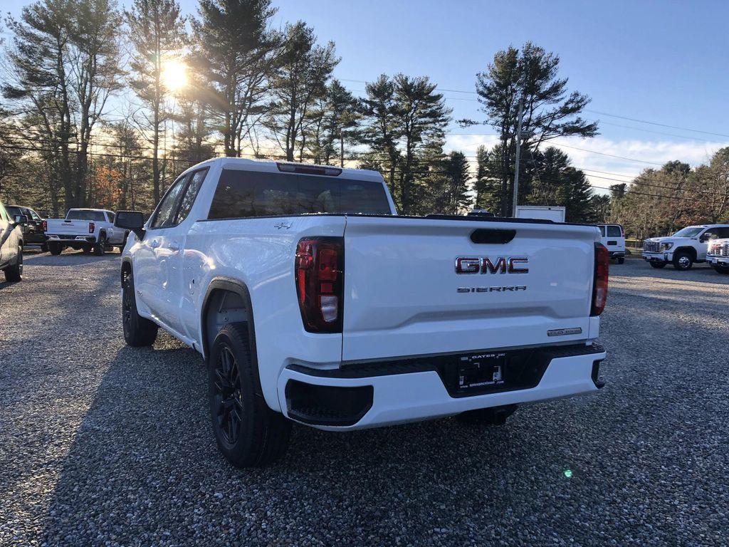 new 2026 GMC Sierra 1500 car, priced at $53,395