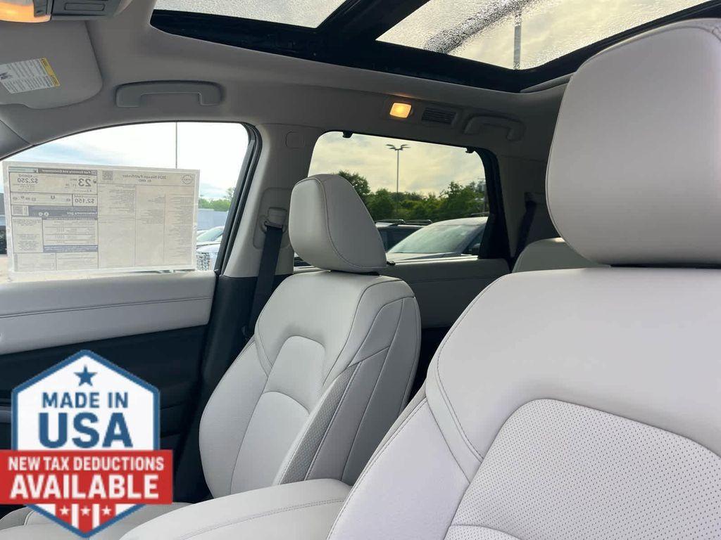 new 2026 Nissan Pathfinder car, priced at $48,343