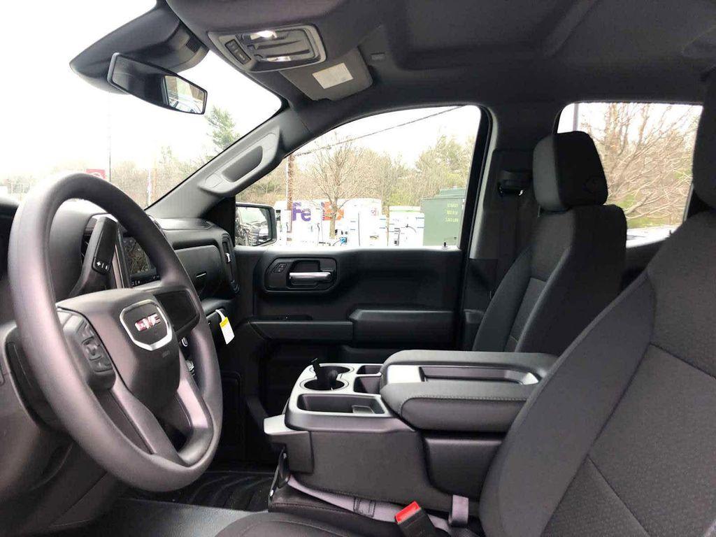 new 2026 GMC Sierra 1500 car, priced at $41,693