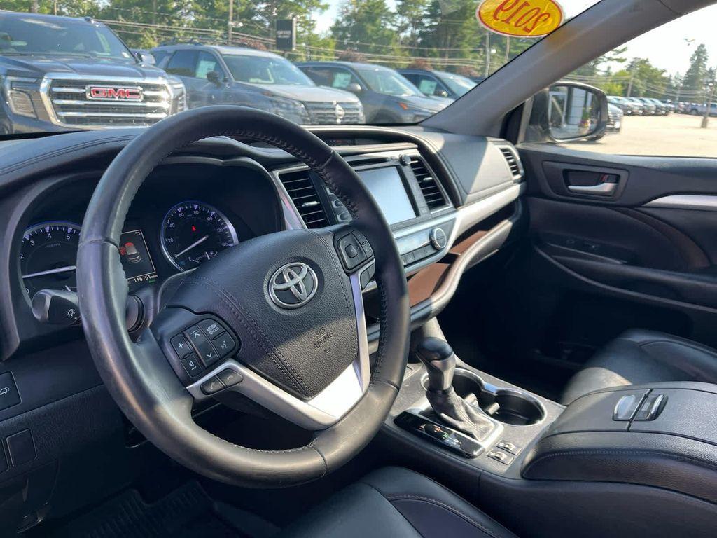 used 2019 Toyota Highlander car, priced at $23,597