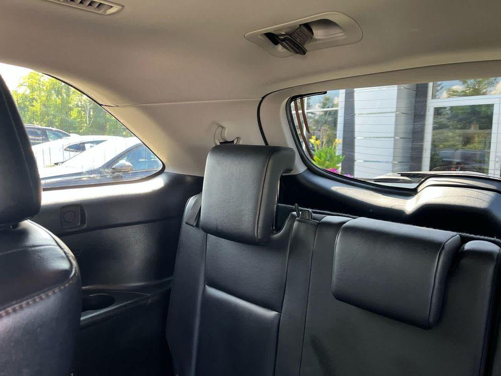 used 2019 Toyota Highlander car, priced at $23,597