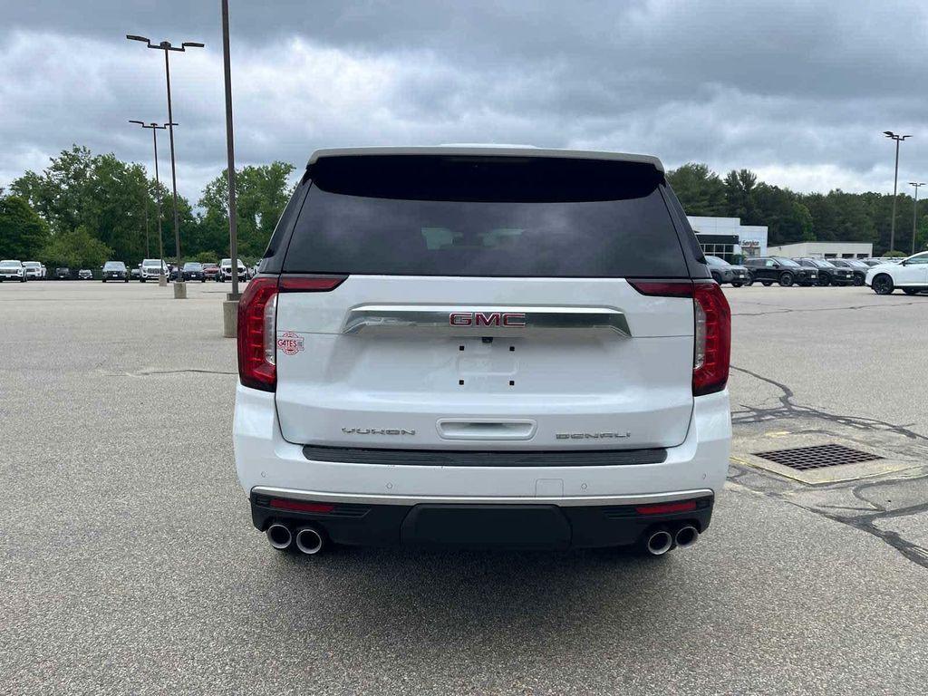 used 2022 GMC Yukon car, priced at $49,098