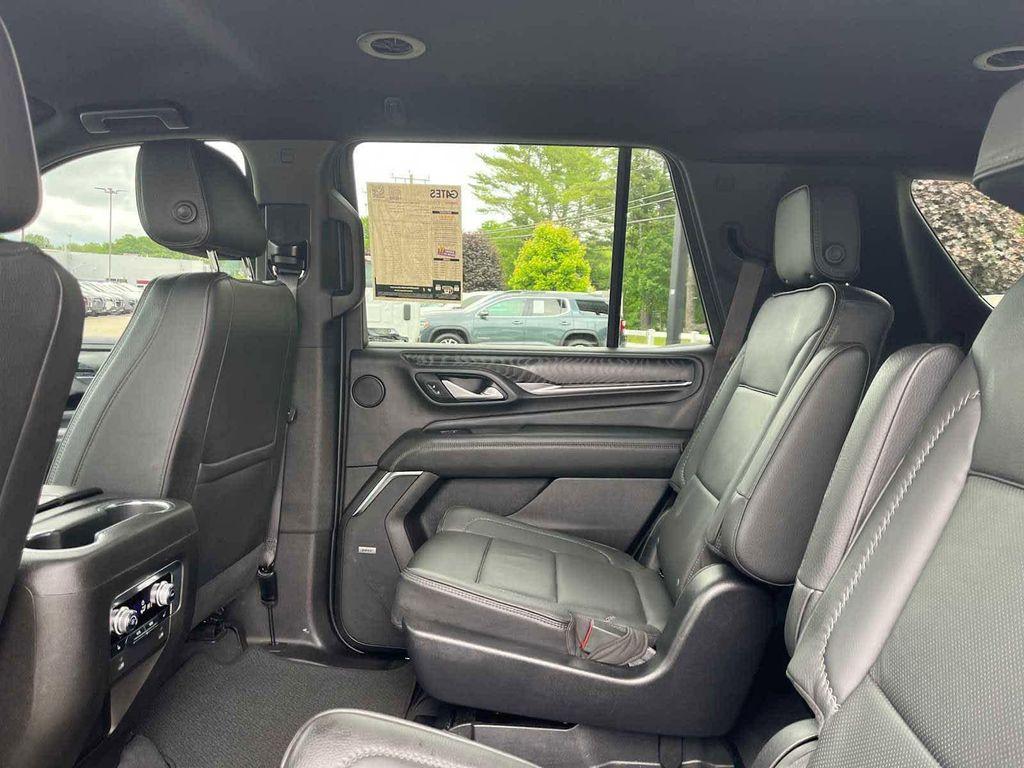 used 2022 GMC Yukon car, priced at $49,098