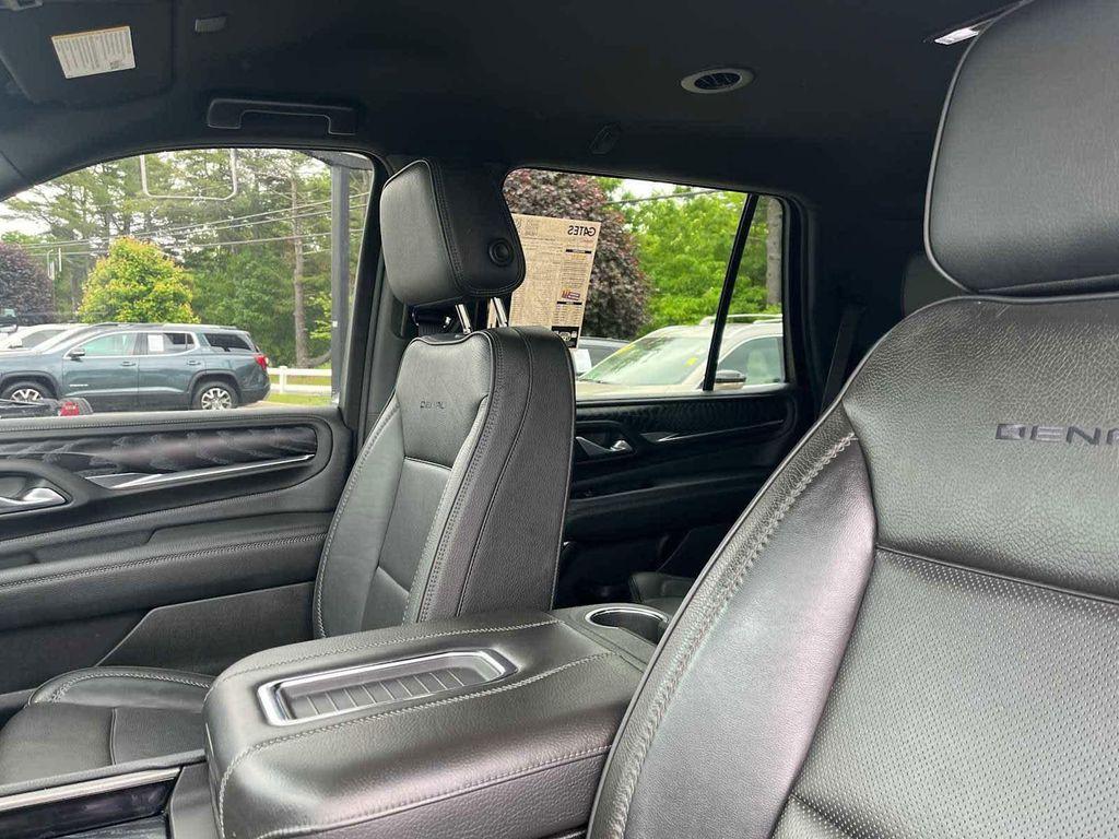 used 2022 GMC Yukon car, priced at $49,098