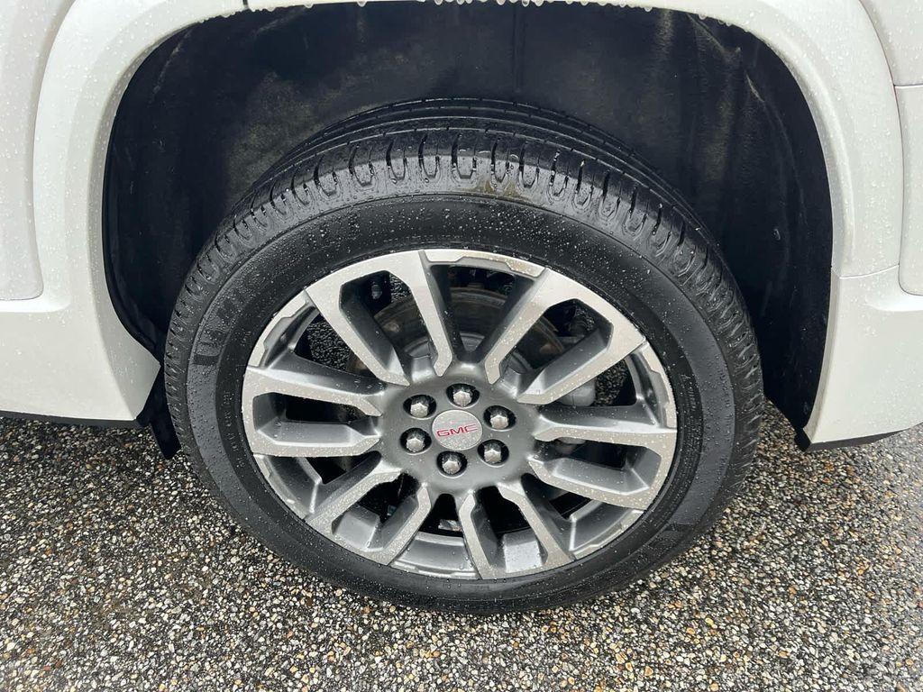 used 2021 GMC Acadia car, priced at $28,597