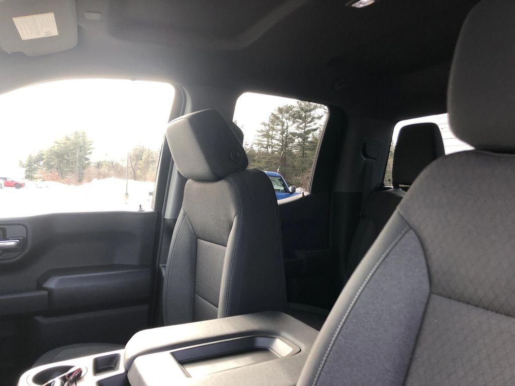 new 2026 GMC Sierra 1500 car, priced at $53,015