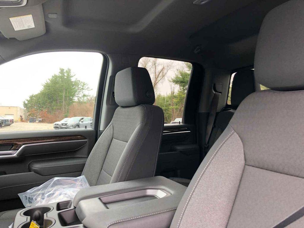 new 2026 GMC Sierra 2500 car, priced at $65,193
