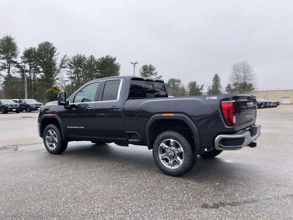 new 2026 GMC Sierra 2500 car, priced at $65,193