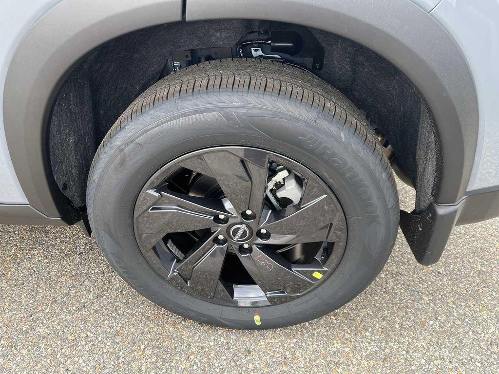 new 2026 Nissan Rogue car, priced at $33,043