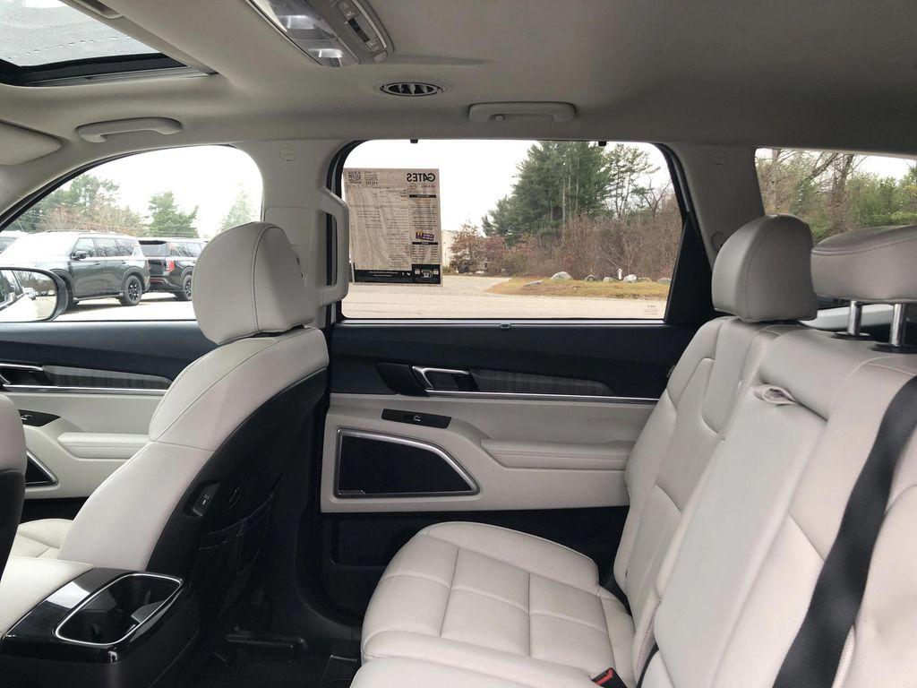 used 2024 Kia Telluride car, priced at $36,999