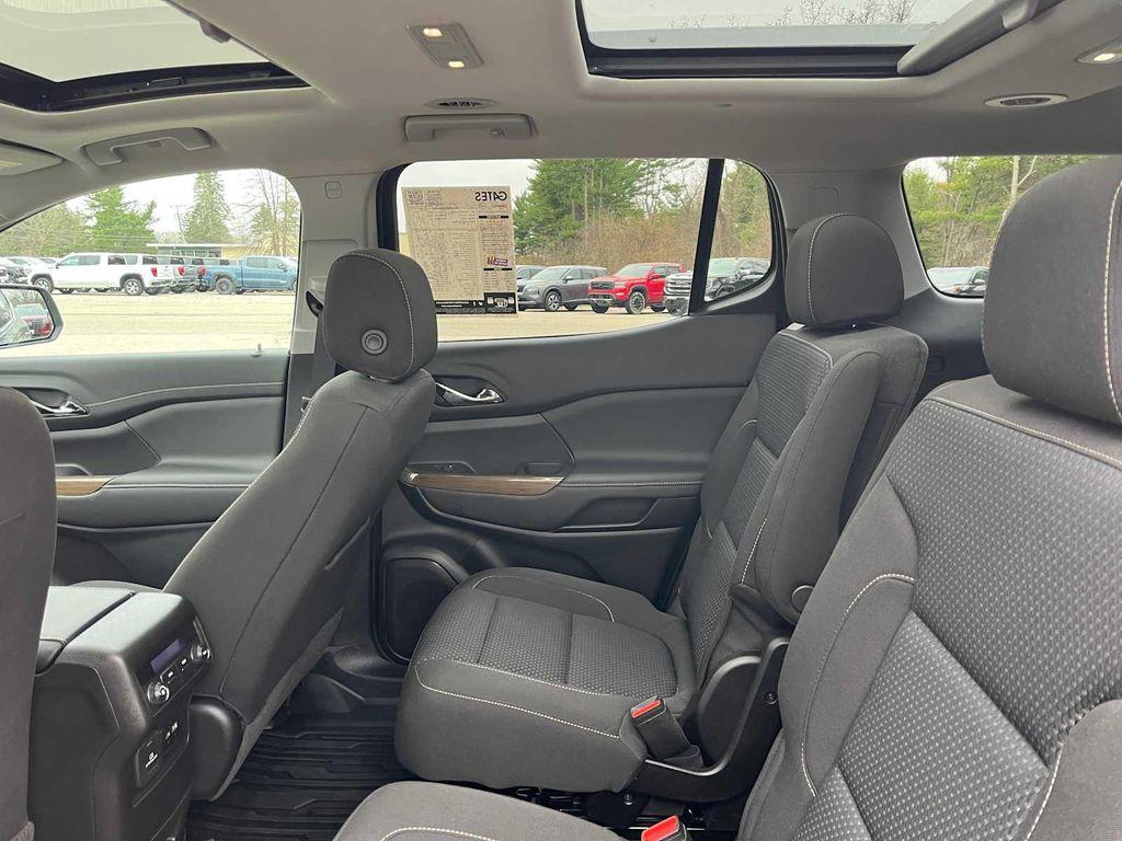 used 2023 GMC Acadia car, priced at $31,999