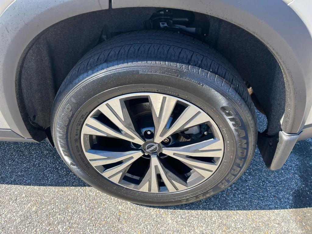 used 2023 Nissan Rogue car, priced at $25,999