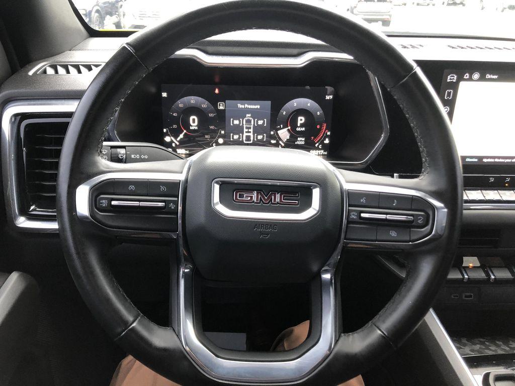 used 2024 GMC Canyon car, priced at $33,500