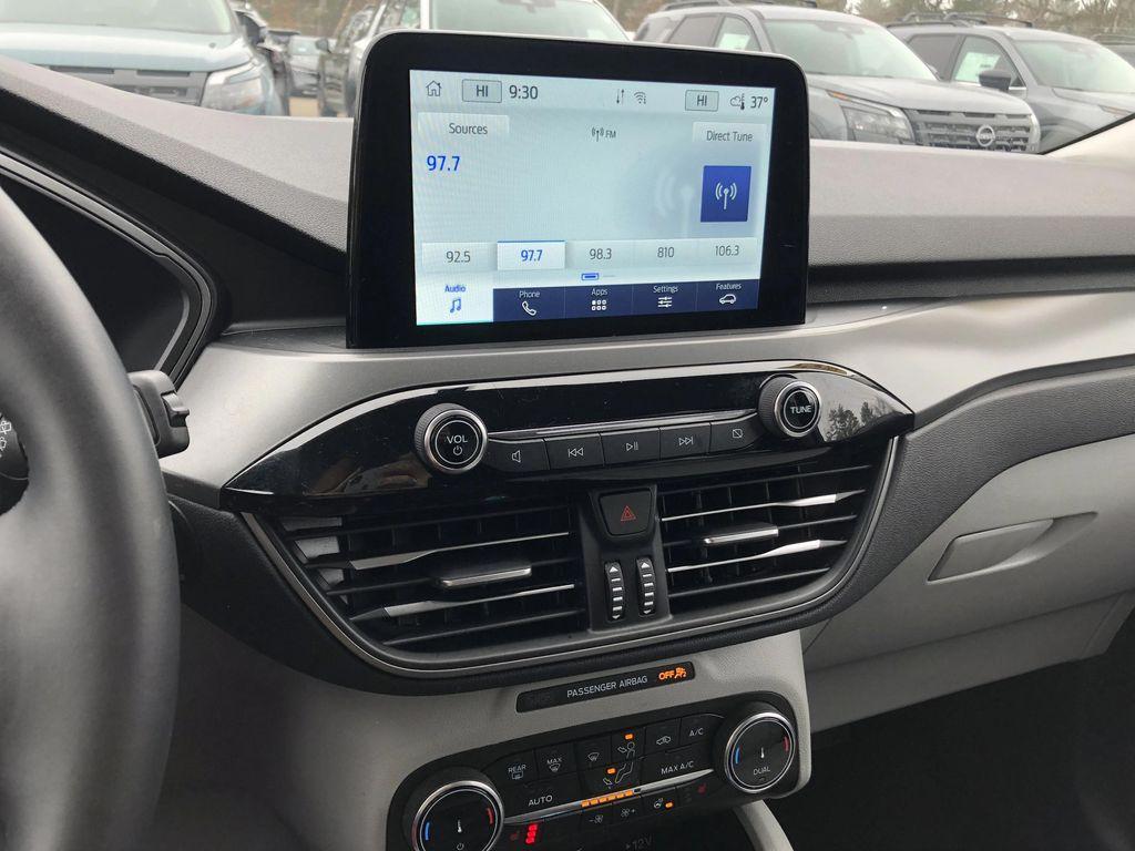 used 2024 Ford Escape car, priced at $25,999