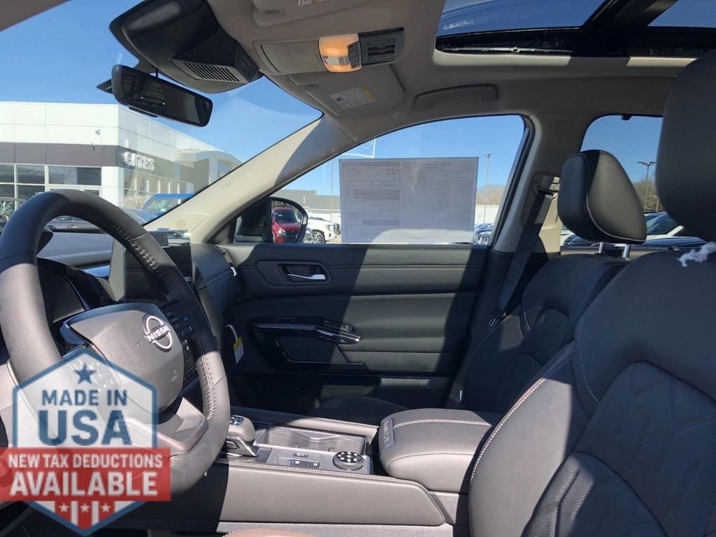 new 2026 Nissan Pathfinder car, priced at $53,035