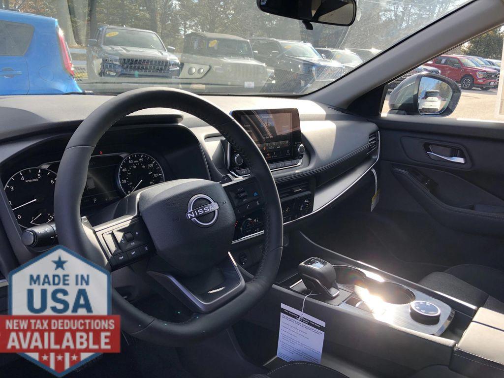 new 2026 Nissan Rogue car, priced at $31,250