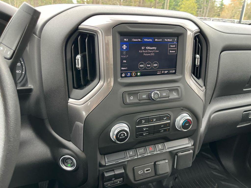 new 2025 GMC Sierra 3500 car, priced at $57,273