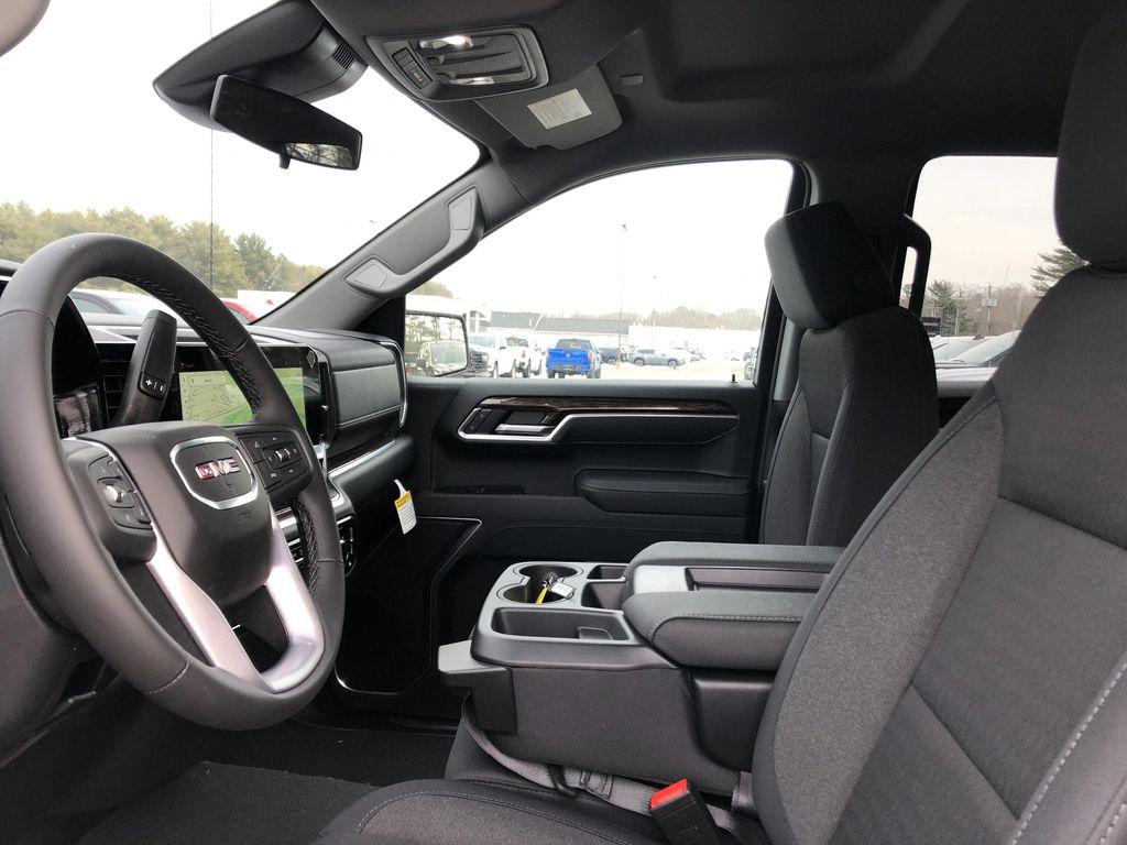 new 2026 GMC Sierra 1500 car, priced at $55,320