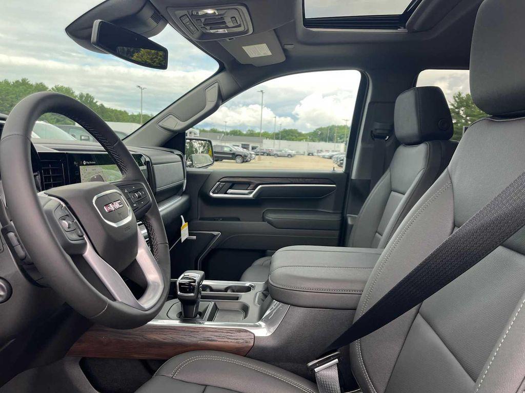 new 2026 GMC Sierra 1500 car, priced at $70,818
