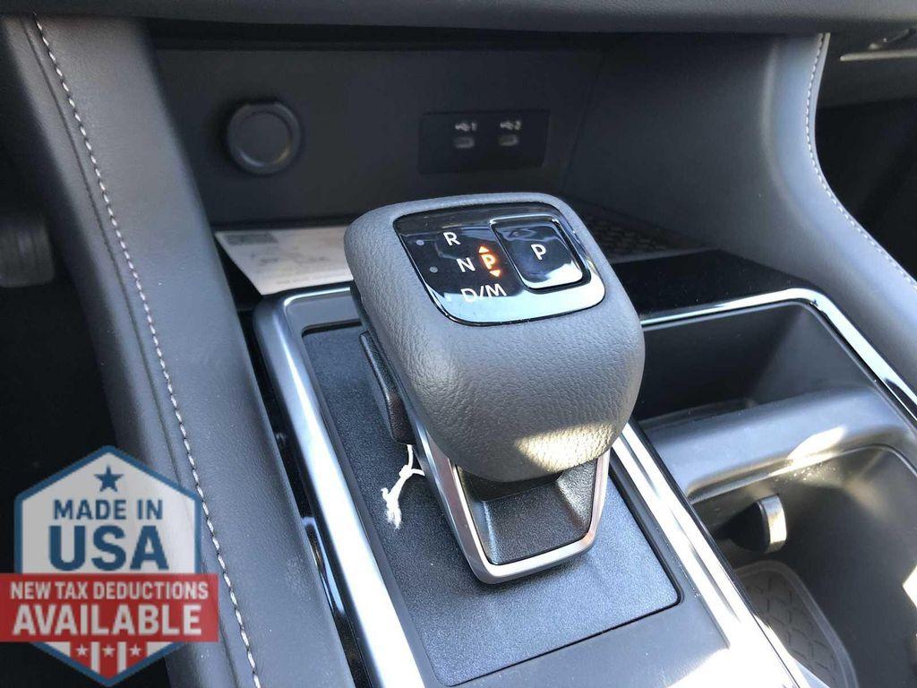 new 2026 Nissan Pathfinder car, priced at $39,108