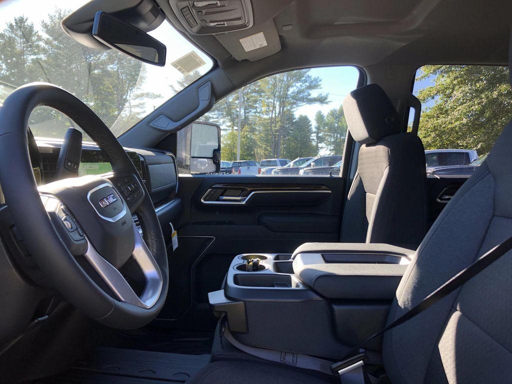 new 2026 GMC Sierra 2500 car, priced at $64,155