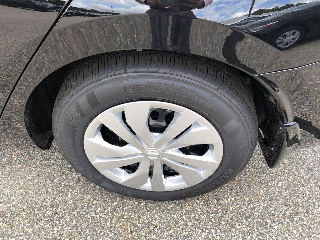 new 2025 Nissan Versa car, priced at $19,060