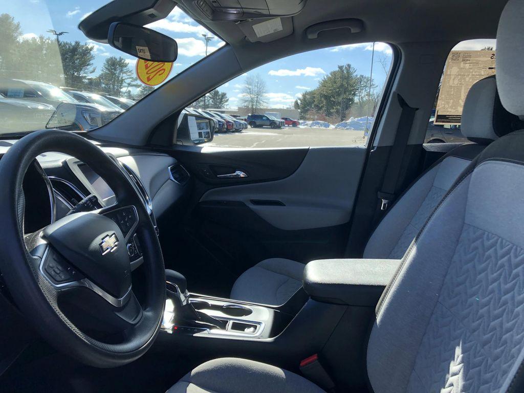 used 2022 Chevrolet Equinox car, priced at $17,999