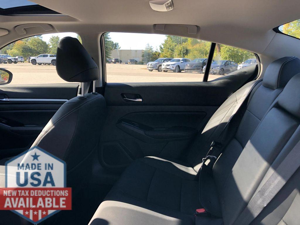 new 2025 Nissan Altima car, priced at $33,703