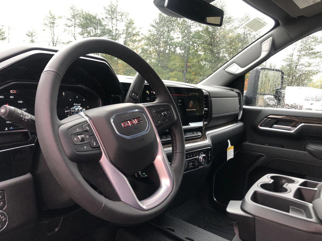 new 2026 GMC Sierra 2500 car, priced at $75,200