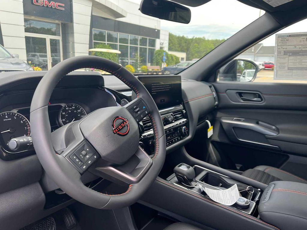 new 2026 Nissan Pathfinder car, priced at $45,318