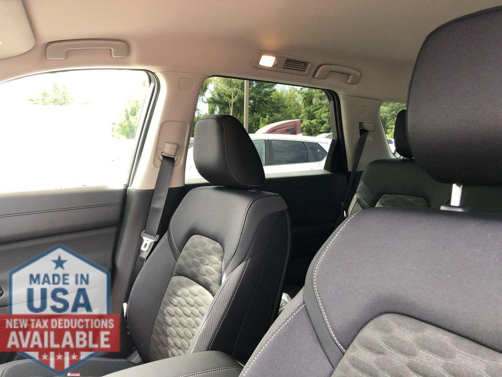 new 2025 Nissan Pathfinder car, priced at $36,880