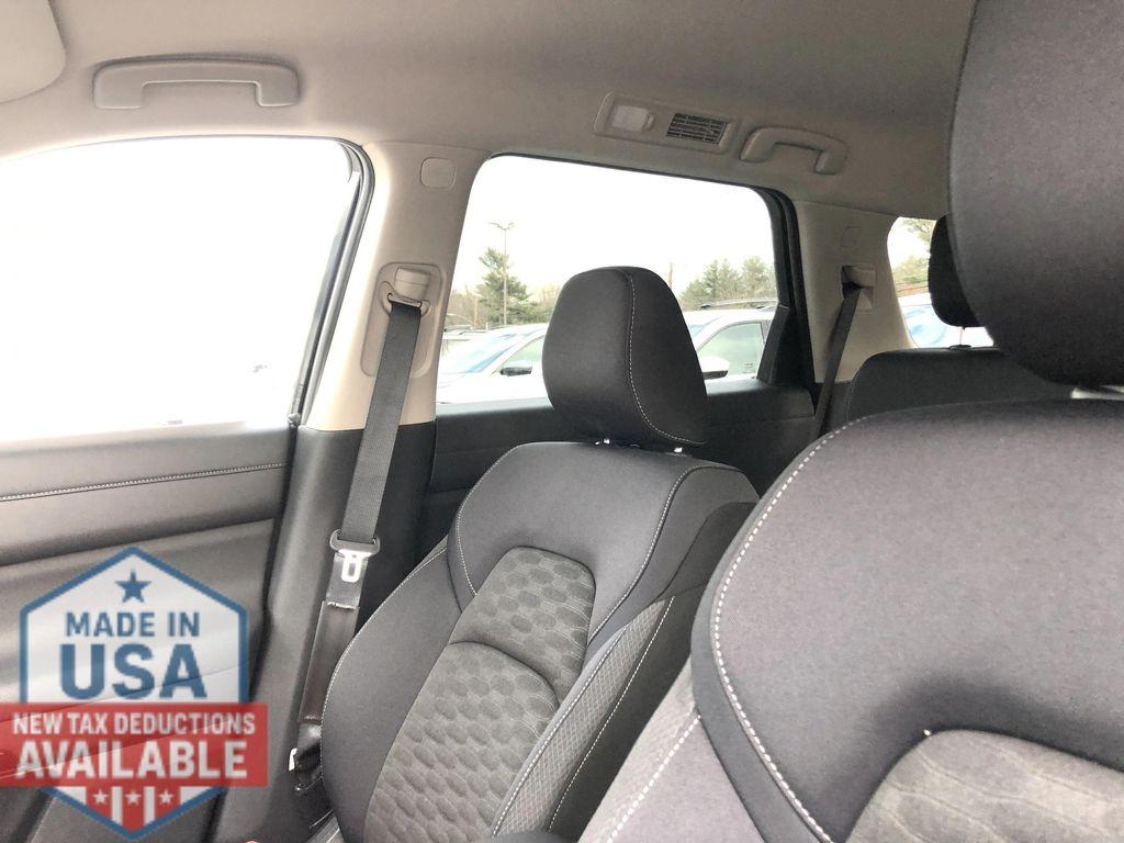 new 2025 Nissan Pathfinder car, priced at $39,375