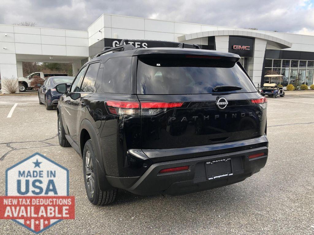 new 2025 Nissan Pathfinder car, priced at $39,375