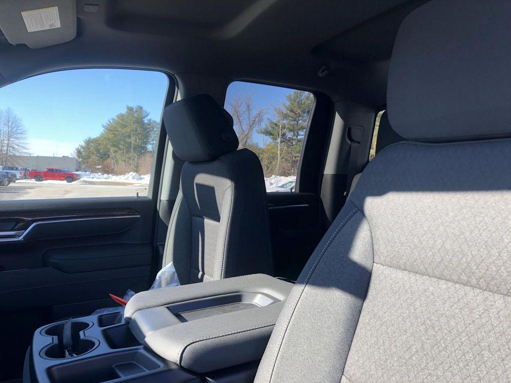 new 2026 GMC Sierra 2500 car, priced at $65,985