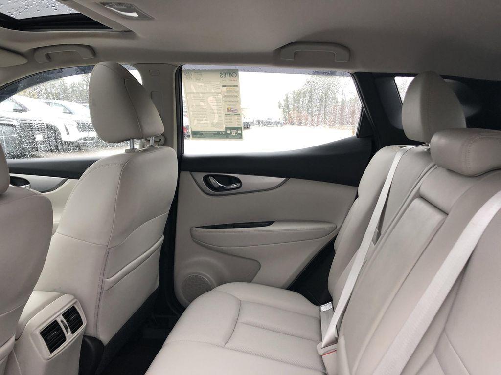 used 2020 Nissan Rogue Sport car, priced at $23,999