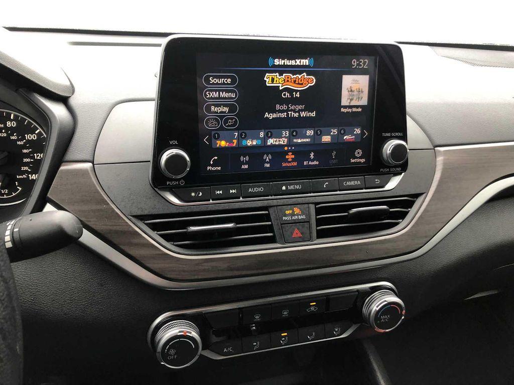 used 2024 Nissan Altima car, priced at $25,999