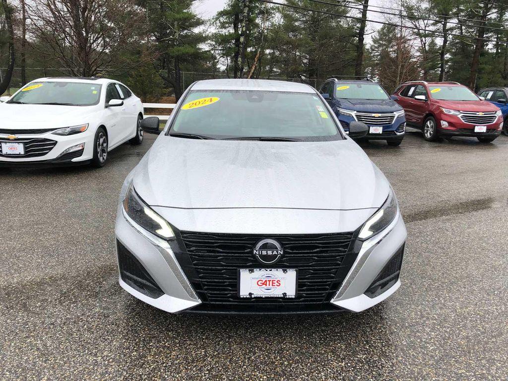 used 2024 Nissan Altima car, priced at $25,999