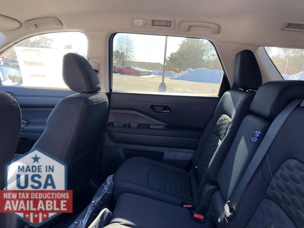 new 2026 Nissan Pathfinder car, priced at $42,960