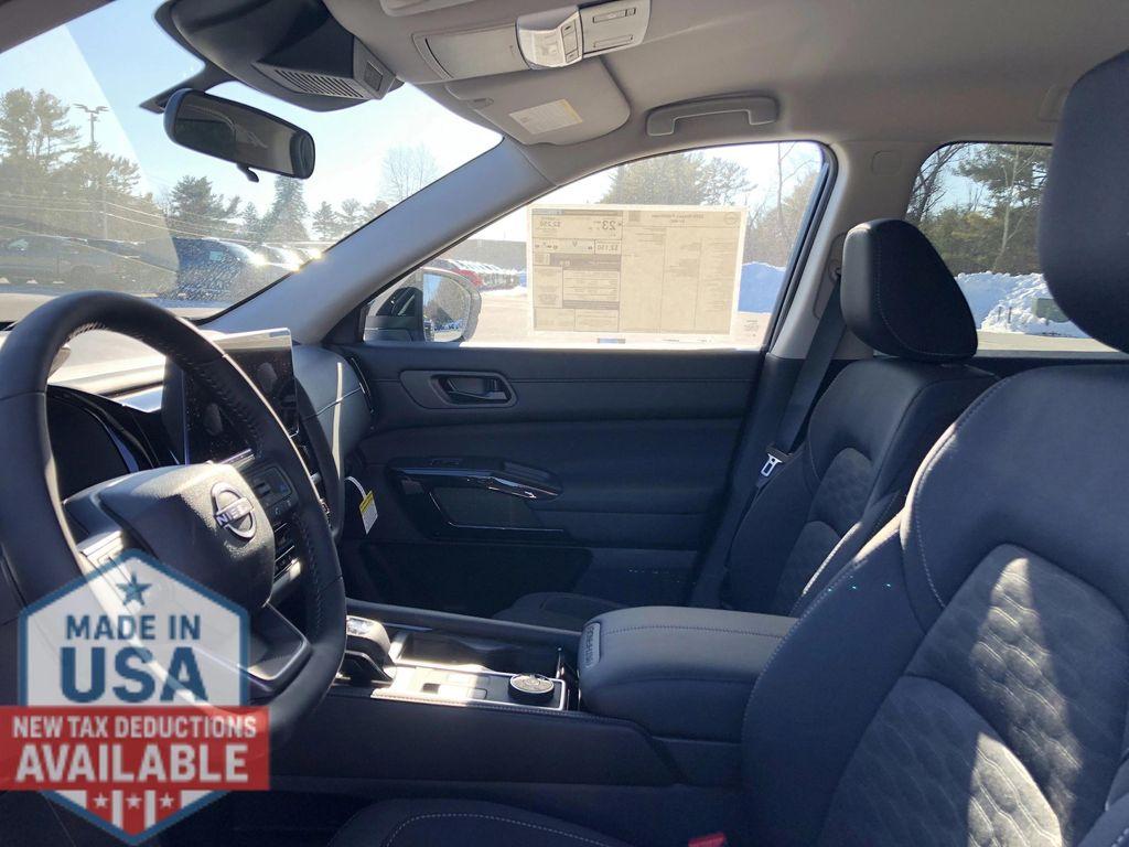 new 2026 Nissan Pathfinder car, priced at $42,960