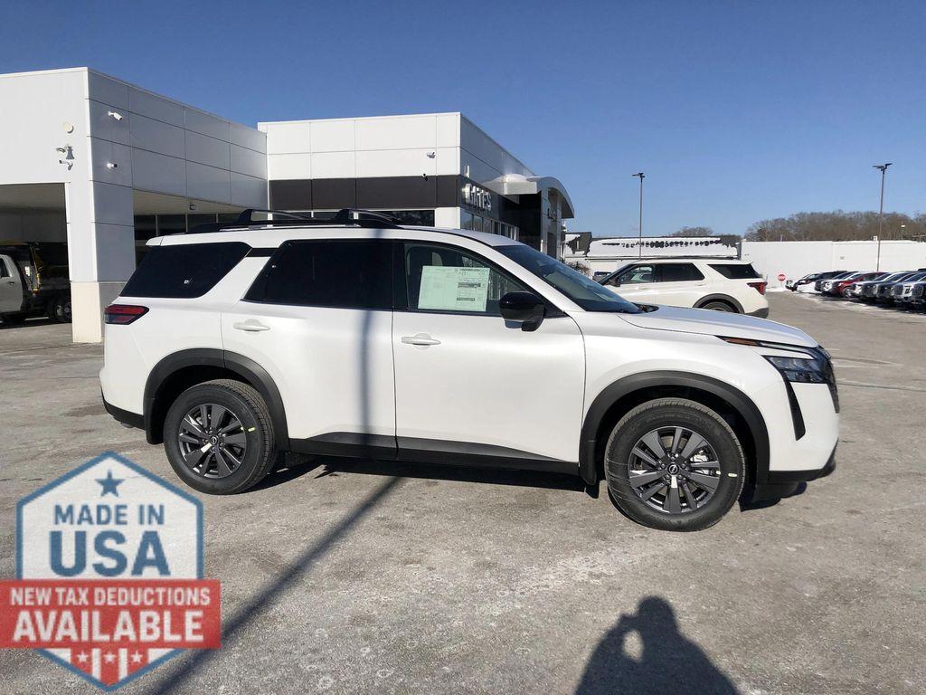 new 2026 Nissan Pathfinder car, priced at $42,960