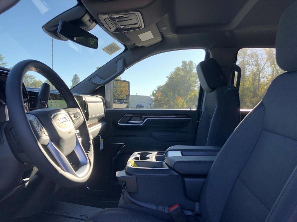 new 2026 GMC Sierra 2500 car, priced at $64,160