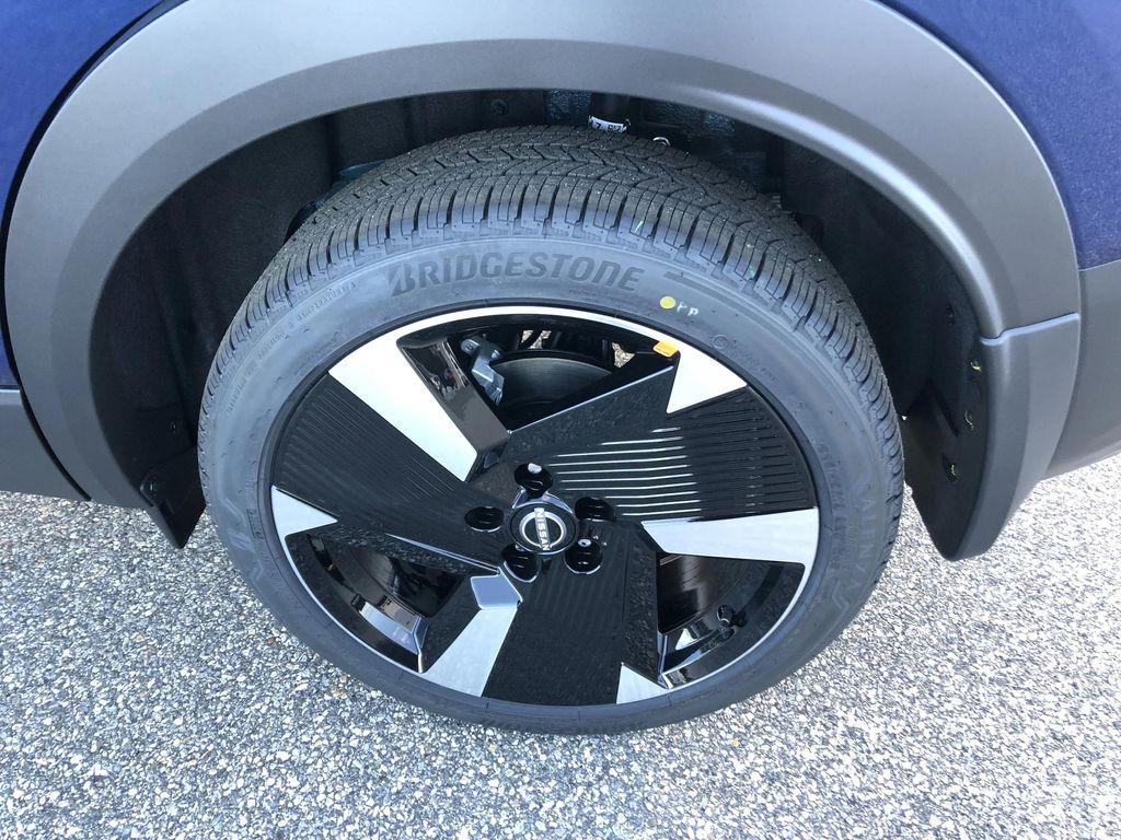 new 2026 Nissan Kicks car, priced at $29,385