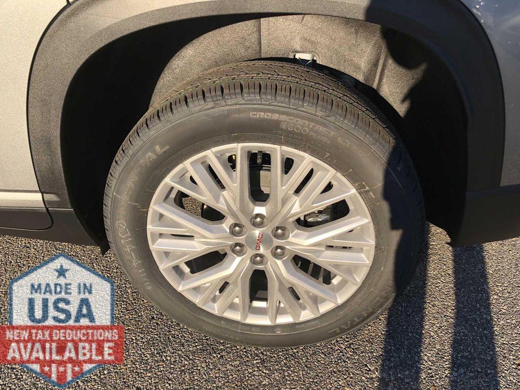 new 2026 GMC Acadia car, priced at $48,673