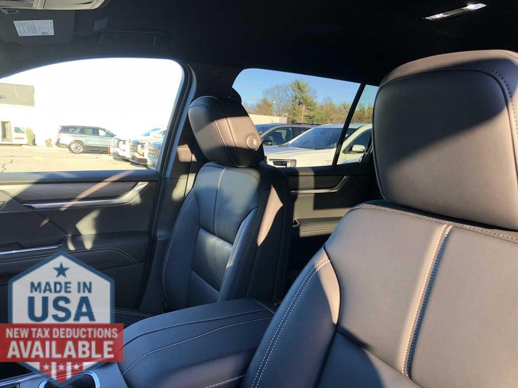 new 2026 GMC Acadia car, priced at $48,673